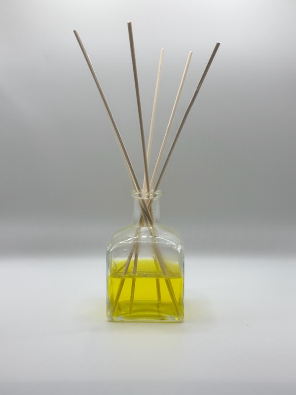Reed Diffusers - Large With Wood  Reeds-Variable Scents