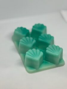 Wicked Redhead green wax melts in decorative shape